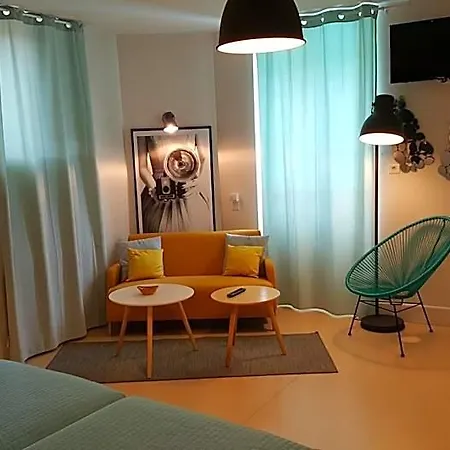Otel Au Faisan Dore Neuville-sur-Ain