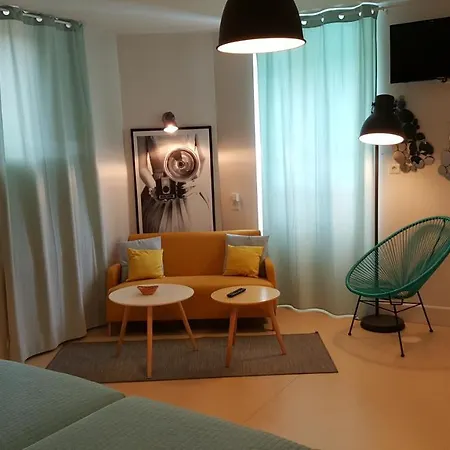 Au Faisan Doré Hotel 2*